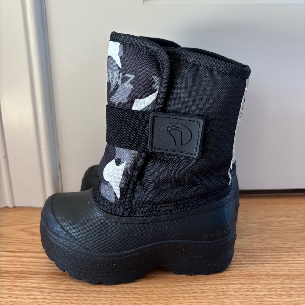 Stonz Toddler Trek Snow Boots
